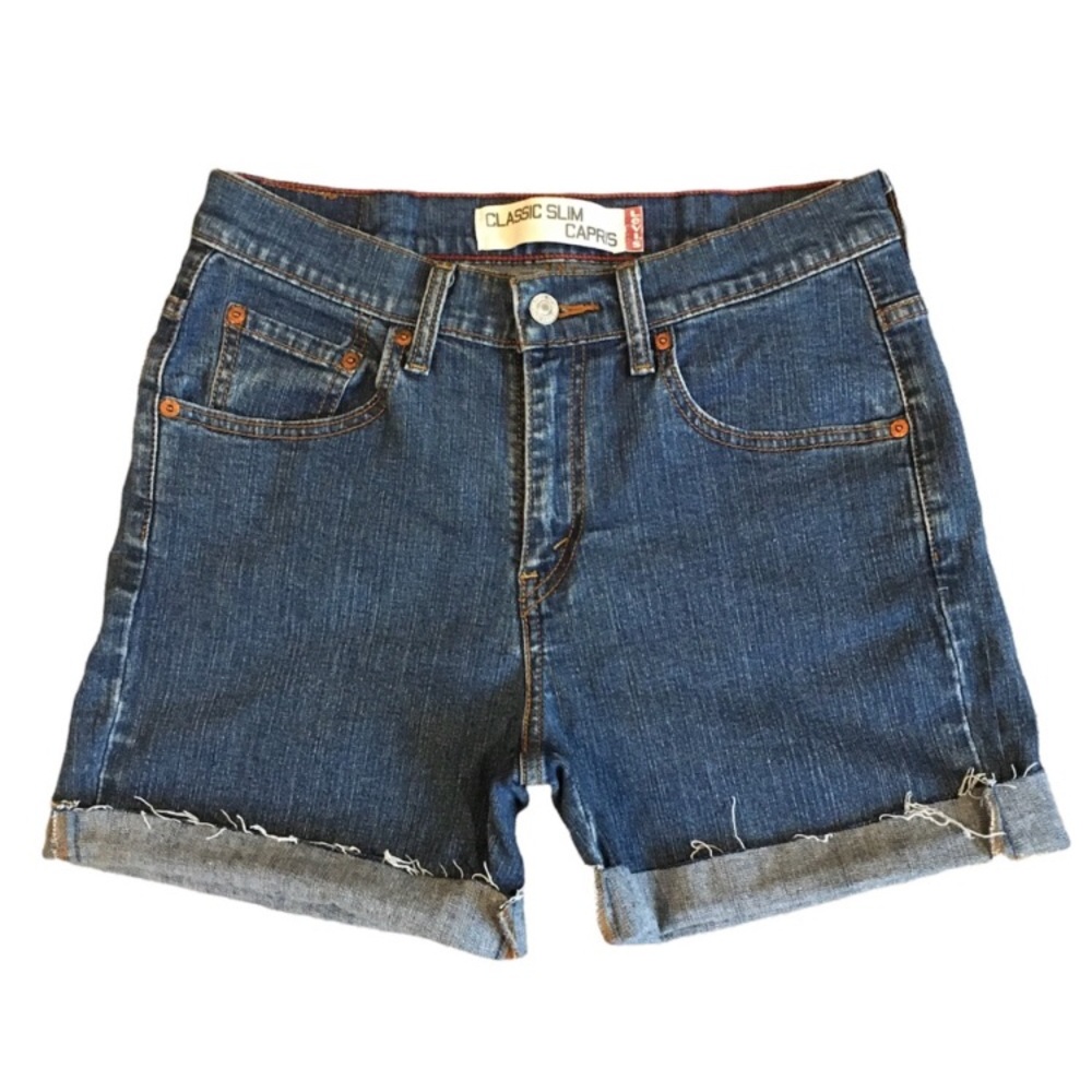 Levi’s Mid Rise Cut Off Cuffed Shorts Size 8 Mid Wash